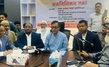 ভোজ্যতেল সরবরাহ স্বাভাবিক রয়েছে আতঙ্কিত হওয়ার কারণ নেই: বাণিজ্যমন্ত্রী