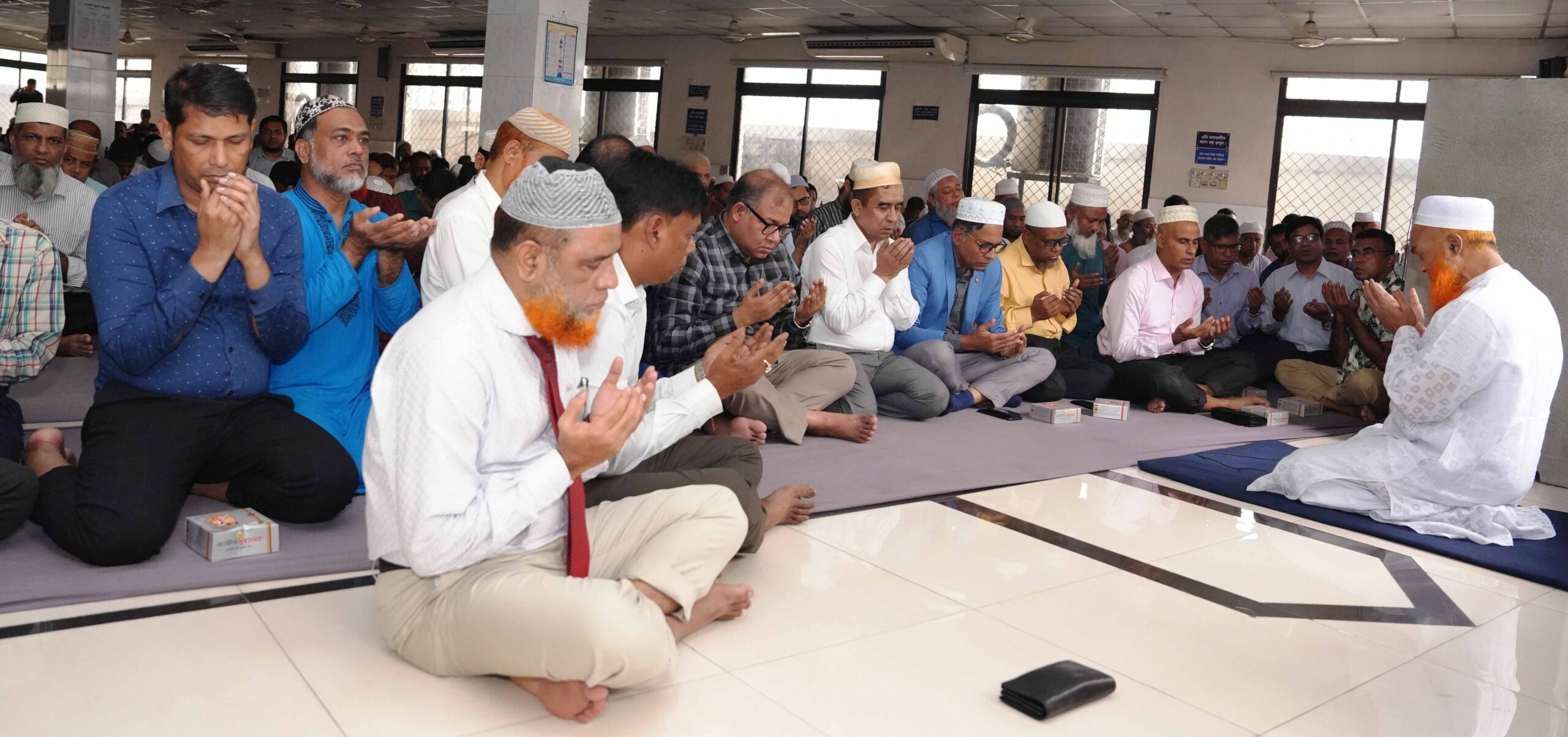 জুলাই গণঅভ্যুত্থান দিবস উপলক্ষে সোনালী ব্যাংকে দোয়া মাহফিল